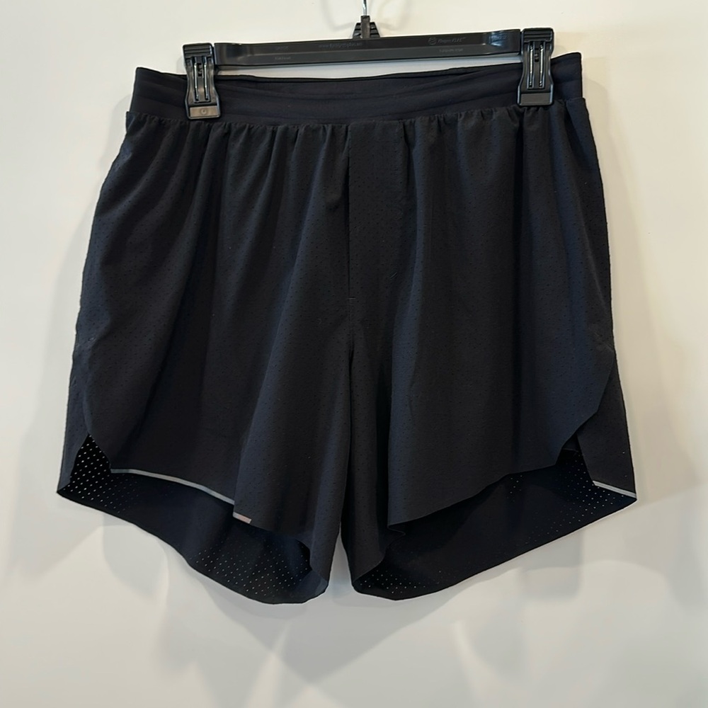 Lululemon - Fast and Free Shorts 6” *lined